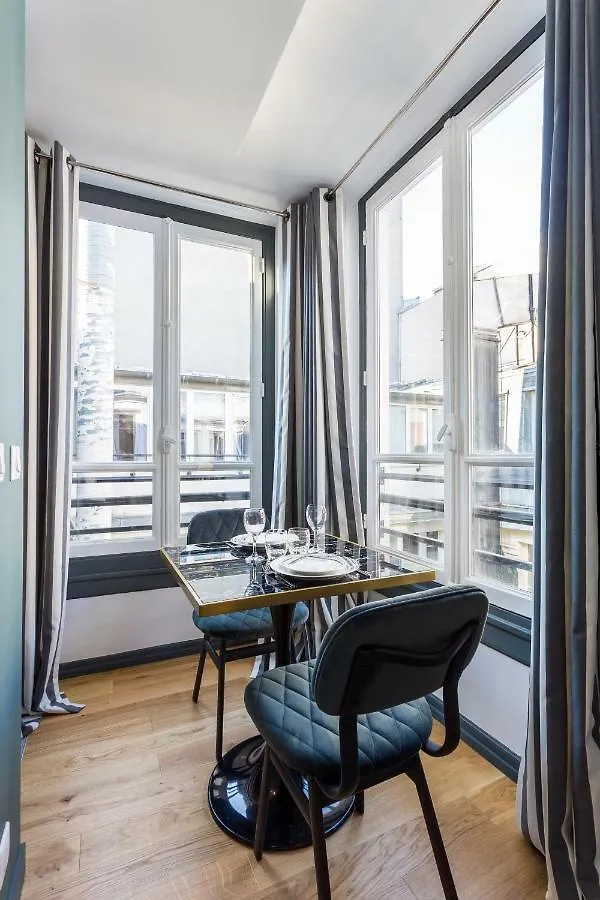 Cmg Champs Elysees - Boetie 4Dd Appartement Parijs